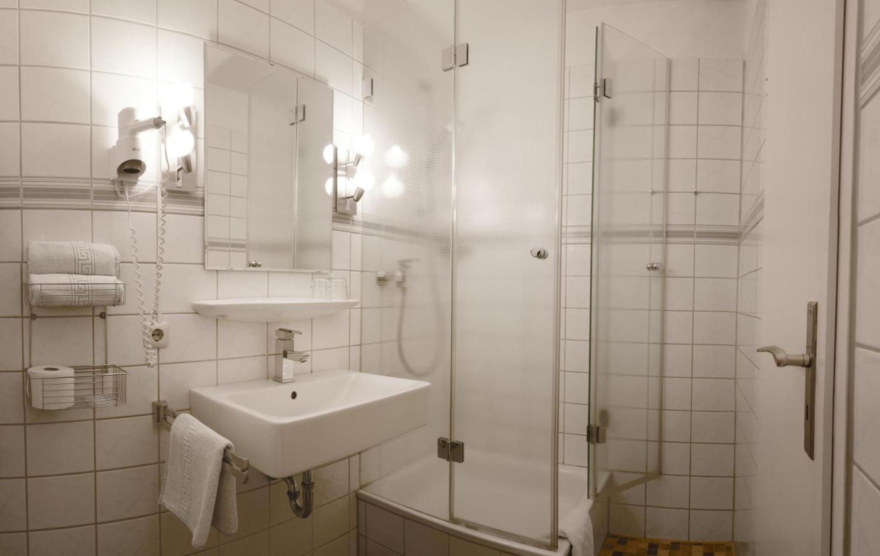 Pension Am Sueltebrunnen Bad Oeynhausen Buitenkant foto