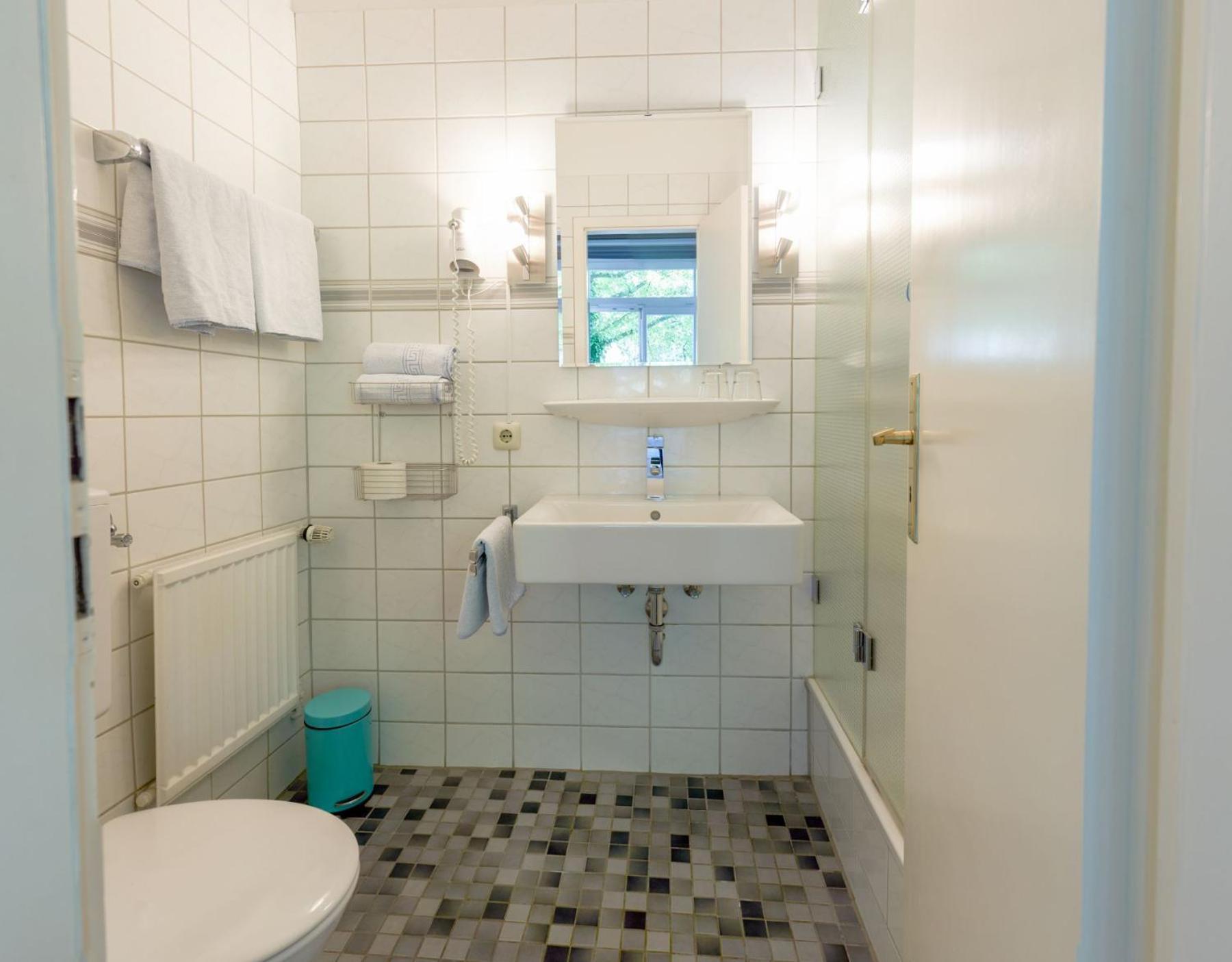 Pension Am Sueltebrunnen Bad Oeynhausen Buitenkant foto
